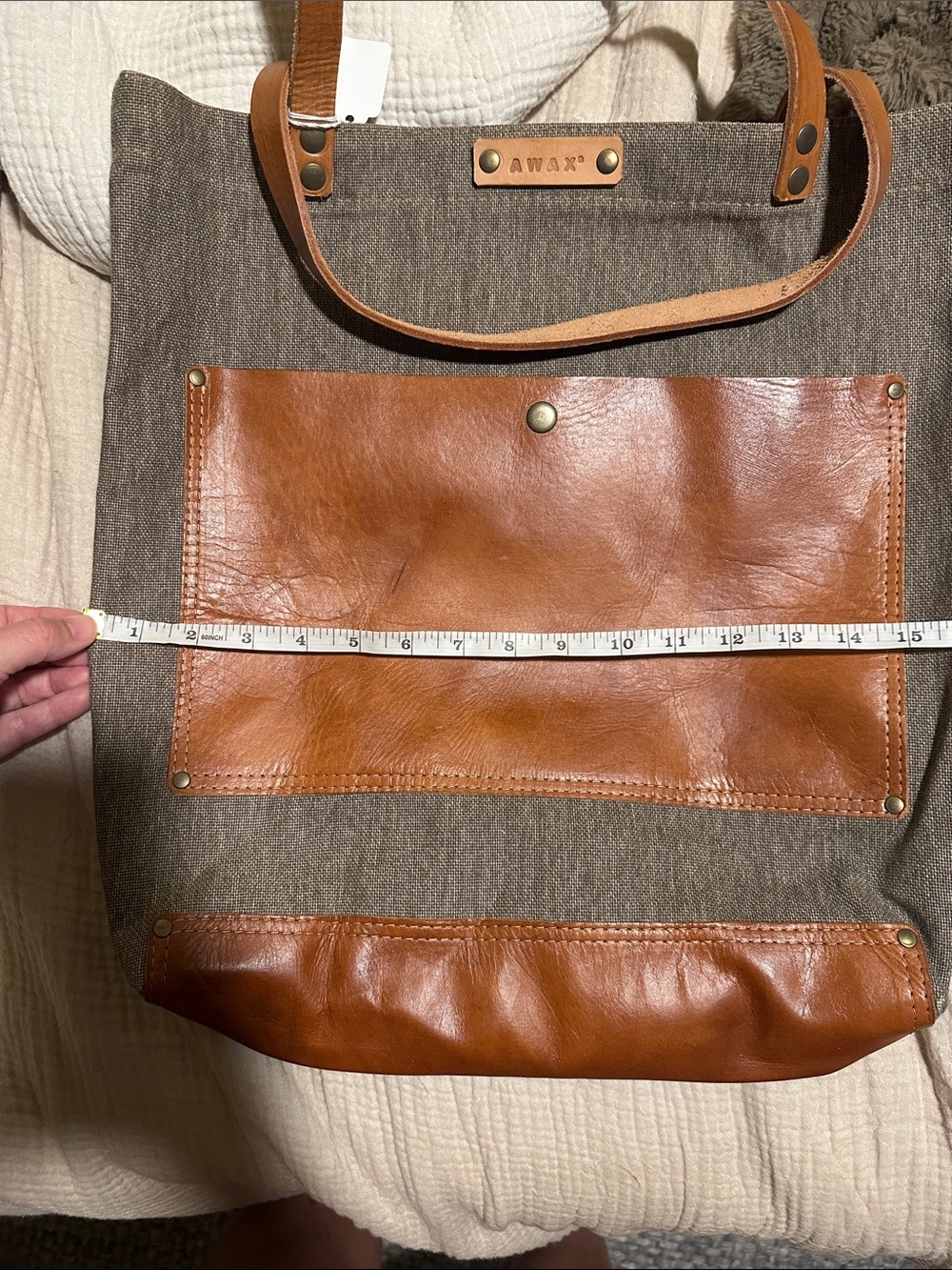 Stylish Canvas and Leather Tote Bag - Picture 2 of 3